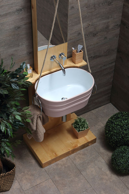 STRUCTURE EN BOIS SUR PIED AVEC MIROIR ET BAIGNOIRE