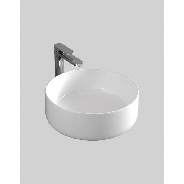 Composizione lavabo su struttura Vogue bianco opaco con ripiani in marmo Carrara