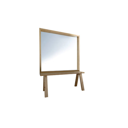 Meuble de salle de bain avec plancher en bois, baignoire en toile et miroir