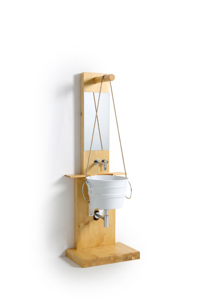 STRUCTURE DE PLANCHER EN BOIS AVEC MIROIR ET BAIGNOIRE